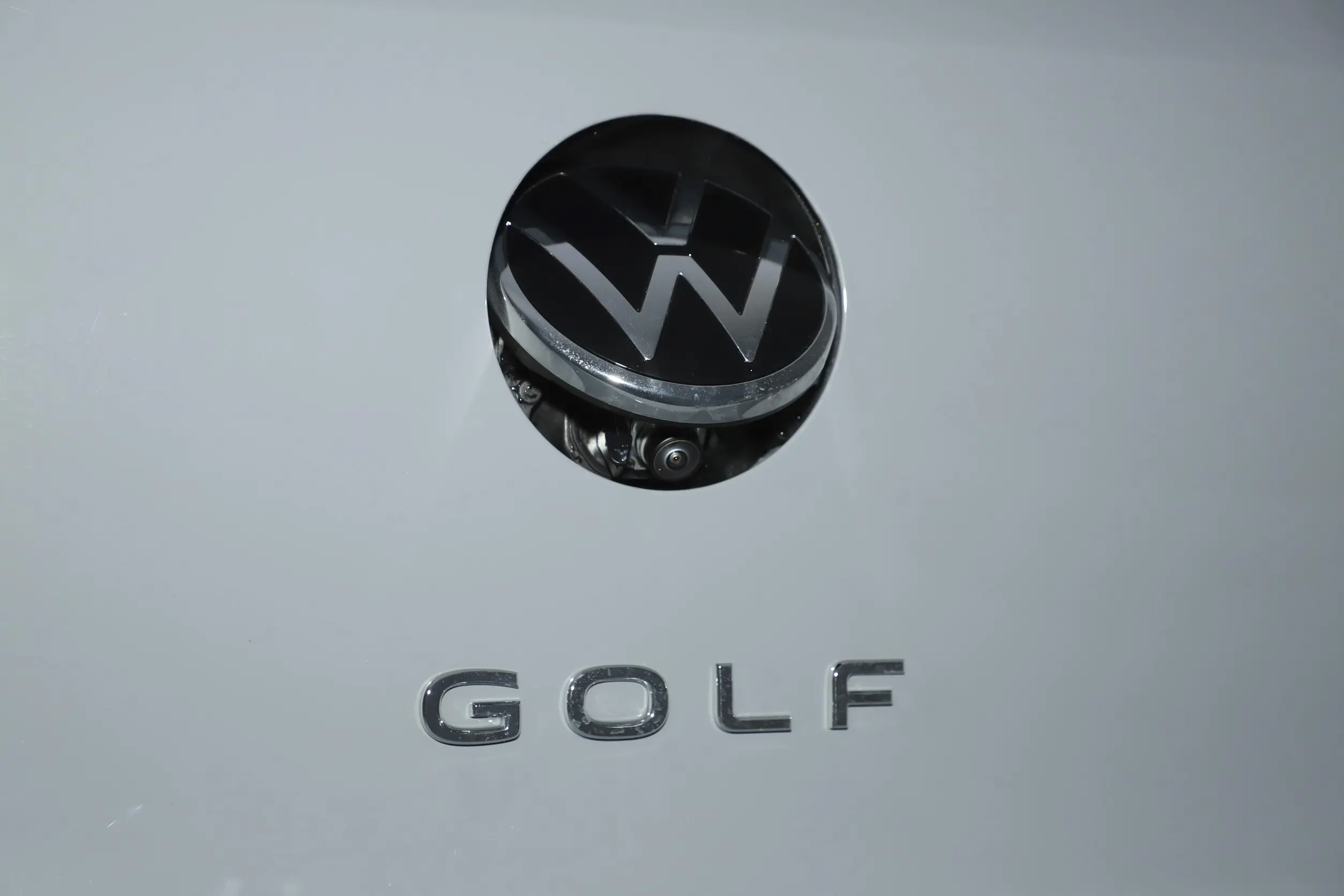 Volkswagen Golf 2024 picture-4