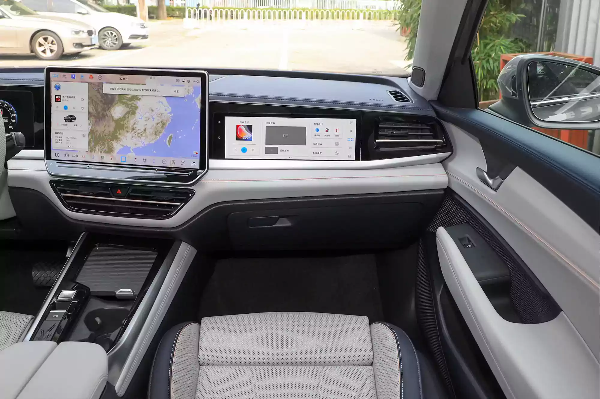 Volkswagen Passat 2025 picture-6