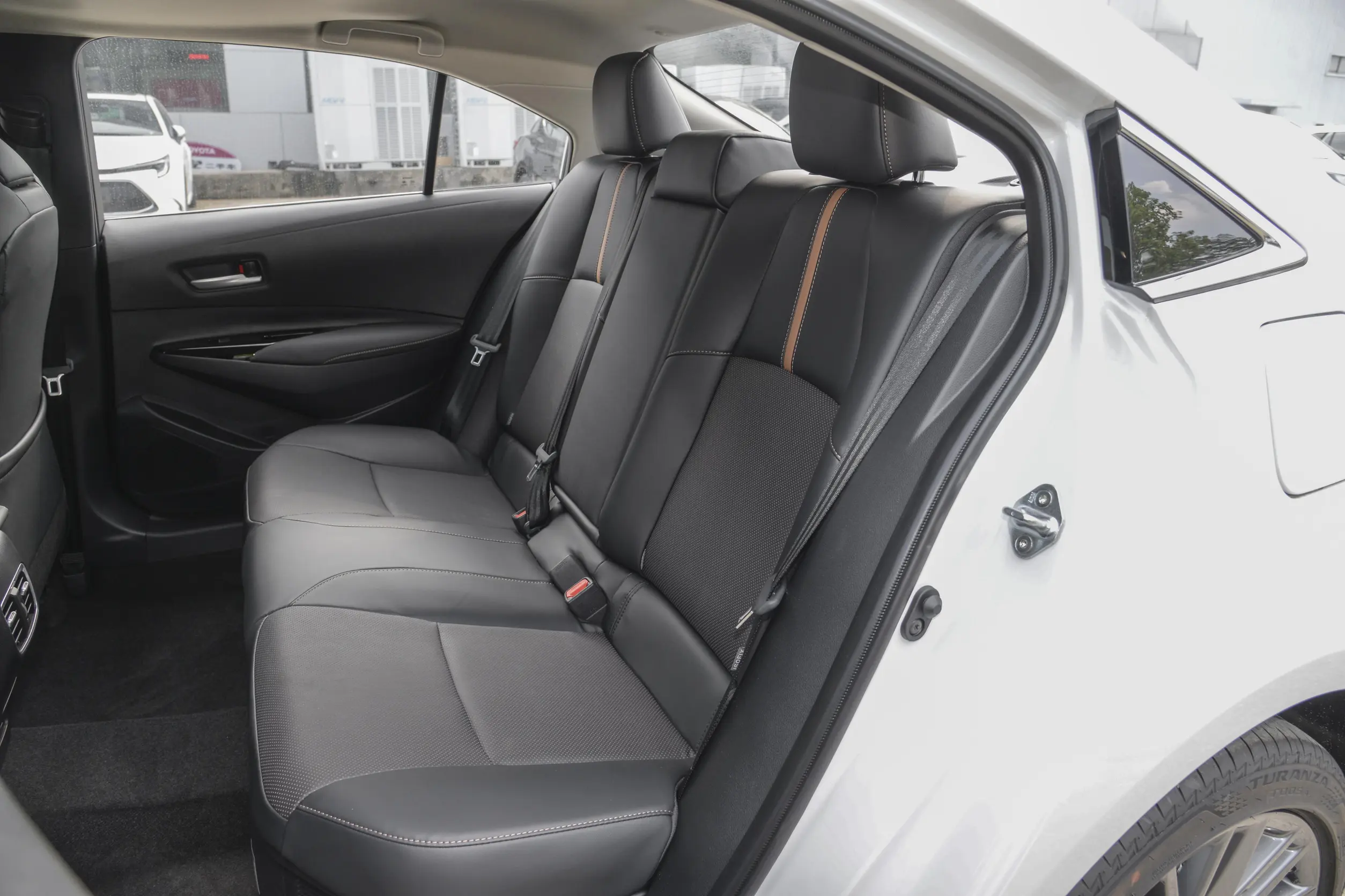 Toyota Levin GT 2024 space-2
