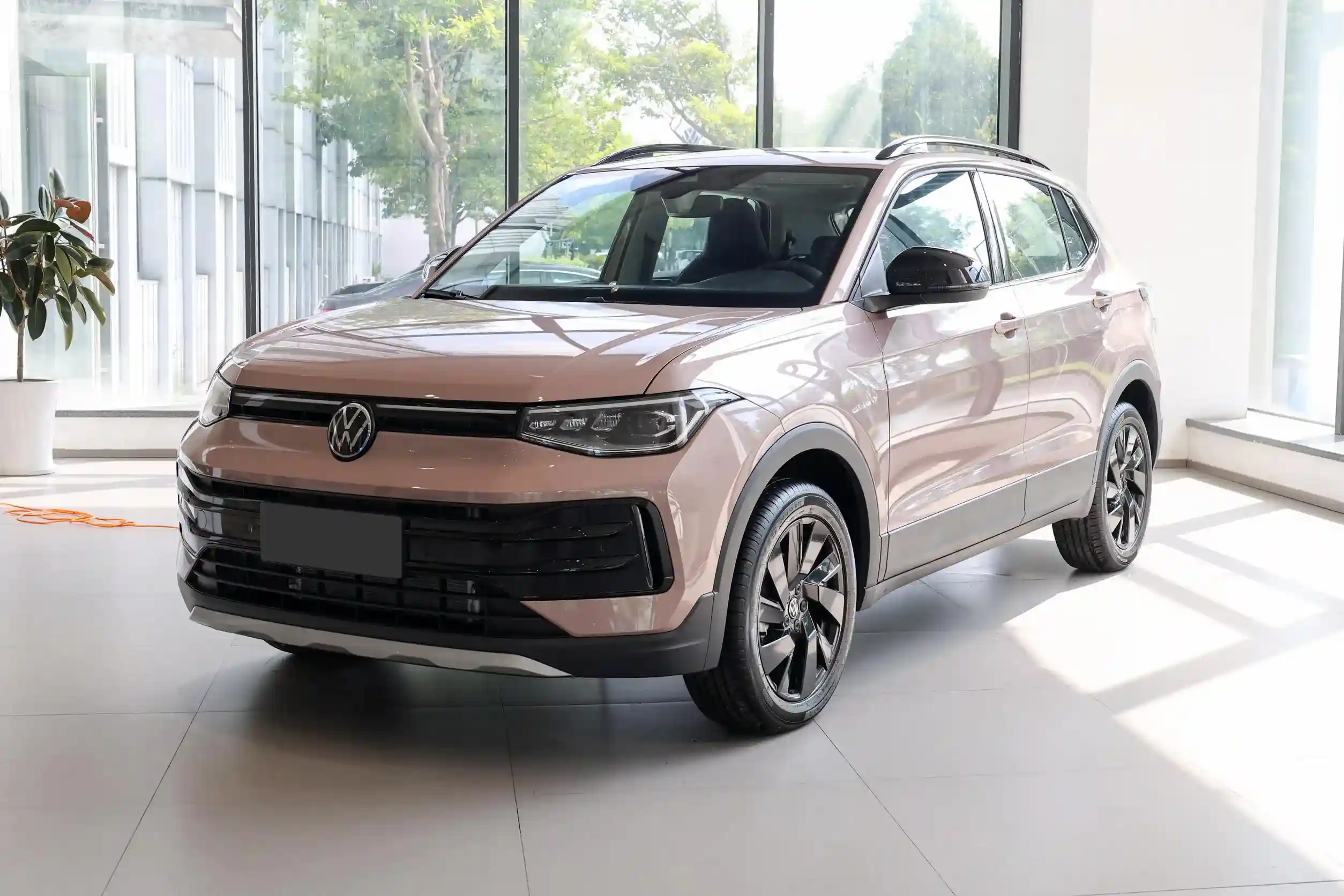 Volkswagen Tharu 2025 picture (2)