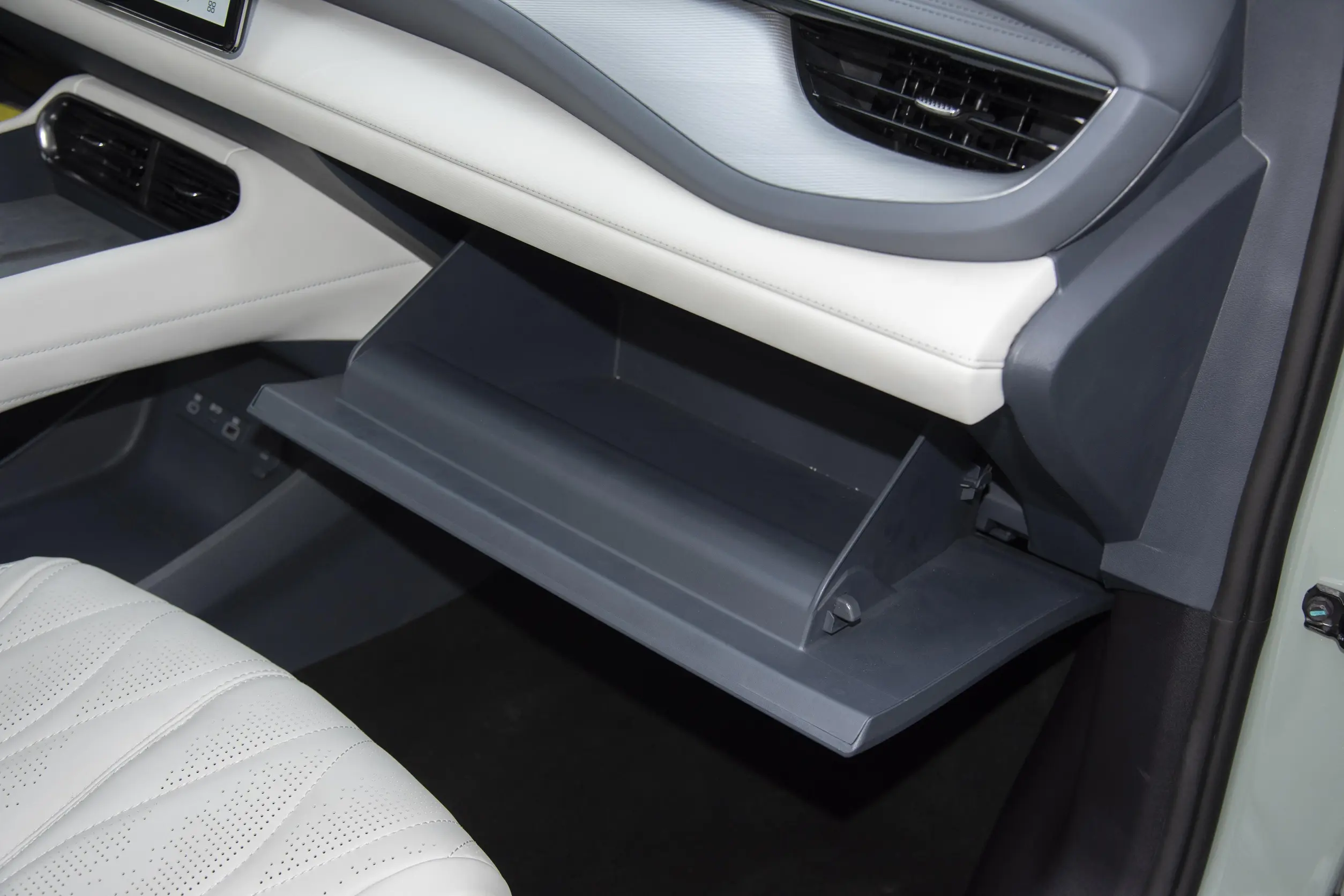 BYD Seal 06 GT 2025 interior-4