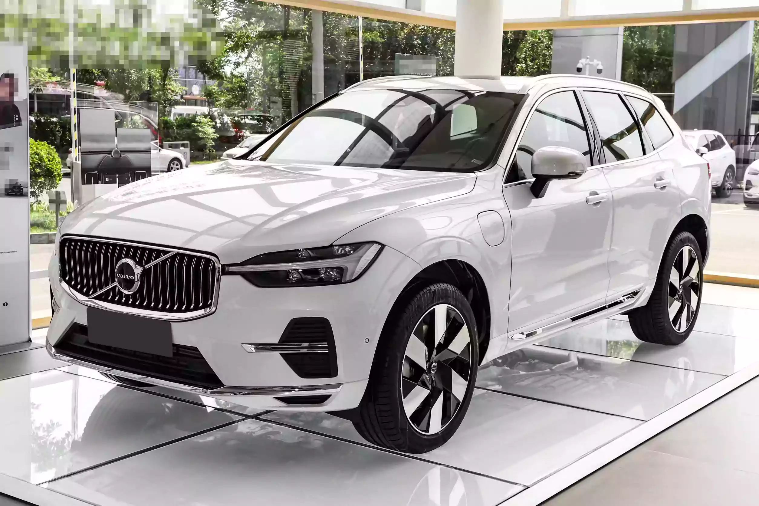 Volvo XC60 PHEV 2025 picture (3)