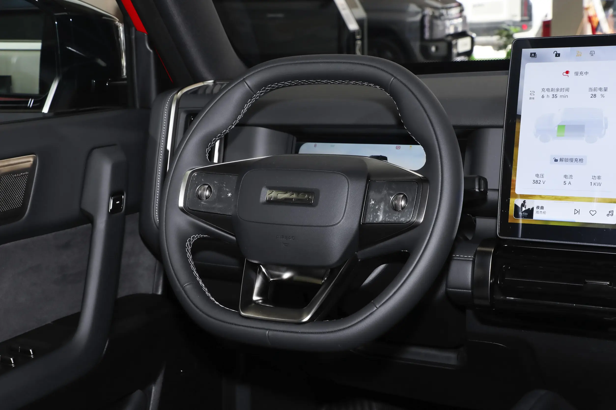 Chery iCAR 03T 2024 interior-2