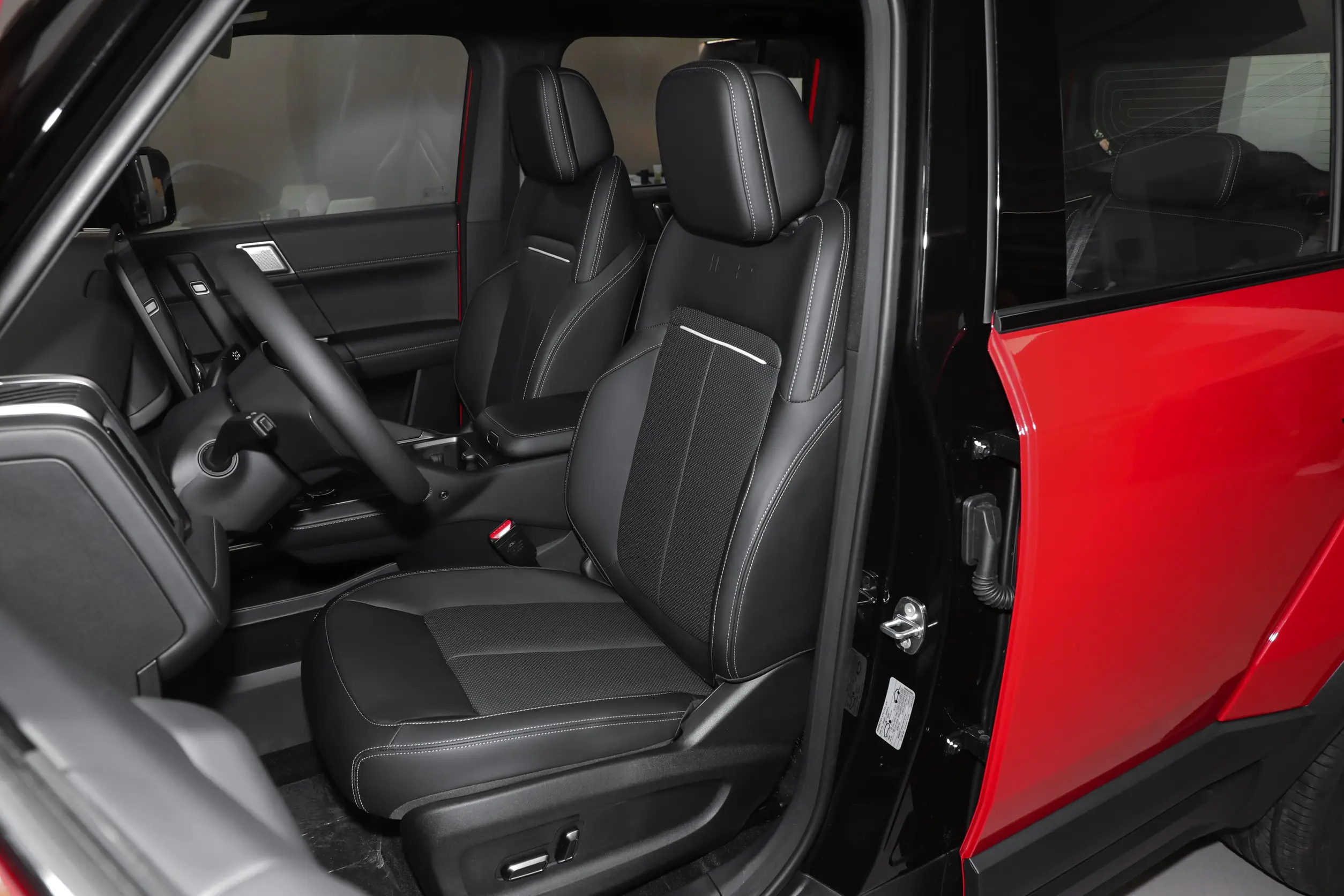 Chery iCAR 03T 2024 space-1